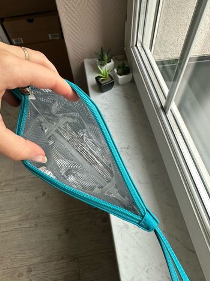 Yves rocher - Pochette isotherme – Image 4