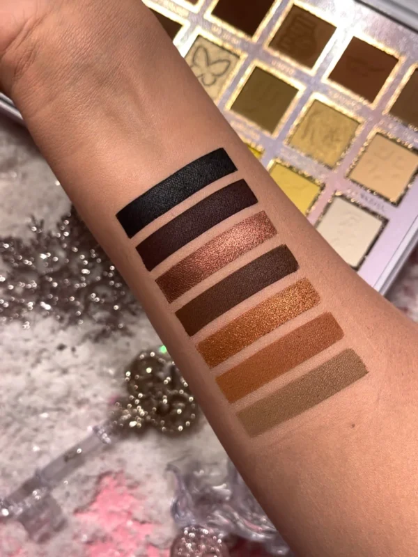 PLouise If The Crown Fits Palette – Image 7